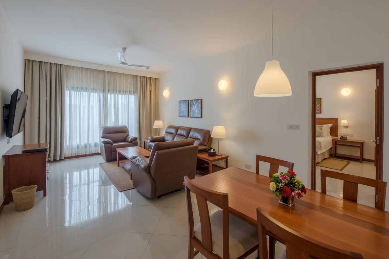 Sea Cliff Court Hotel & Luxury Apartments ダル・エス・サラーム エクステリア 写真
