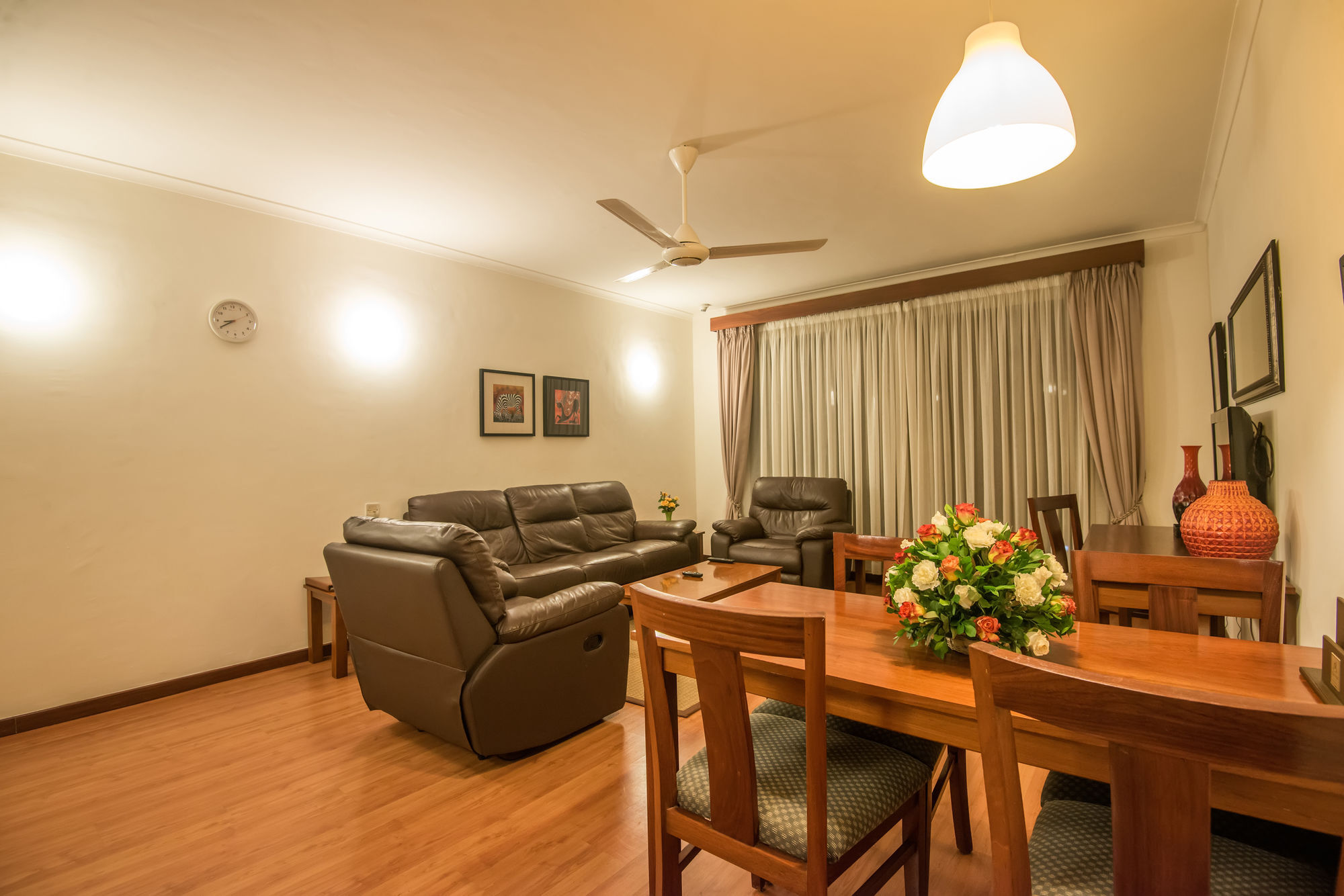 Sea Cliff Court Hotel & Luxury Apartments ダル・エス・サラーム エクステリア 写真